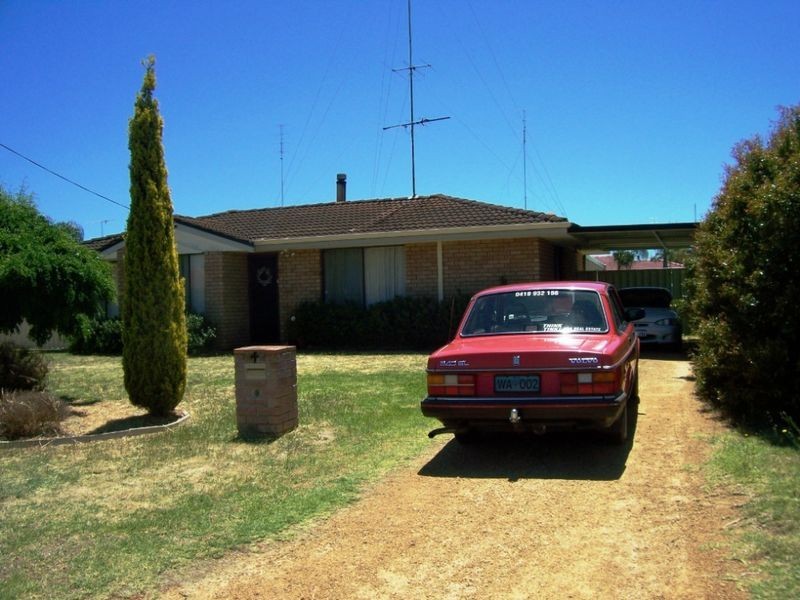 4 Twilight Tce, Carey Park WA 6230