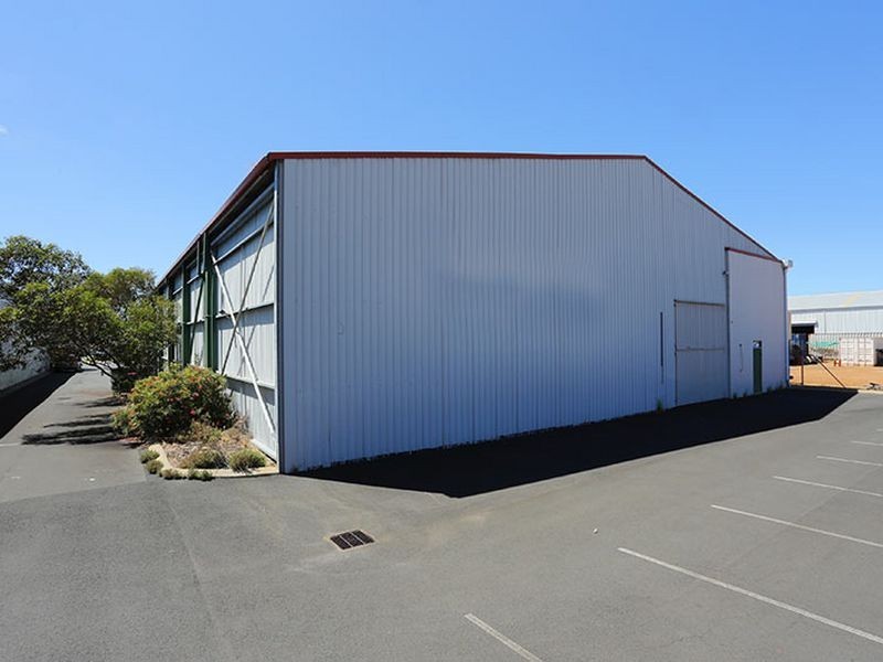 16 Gibbons Road, Davenport WA 6230