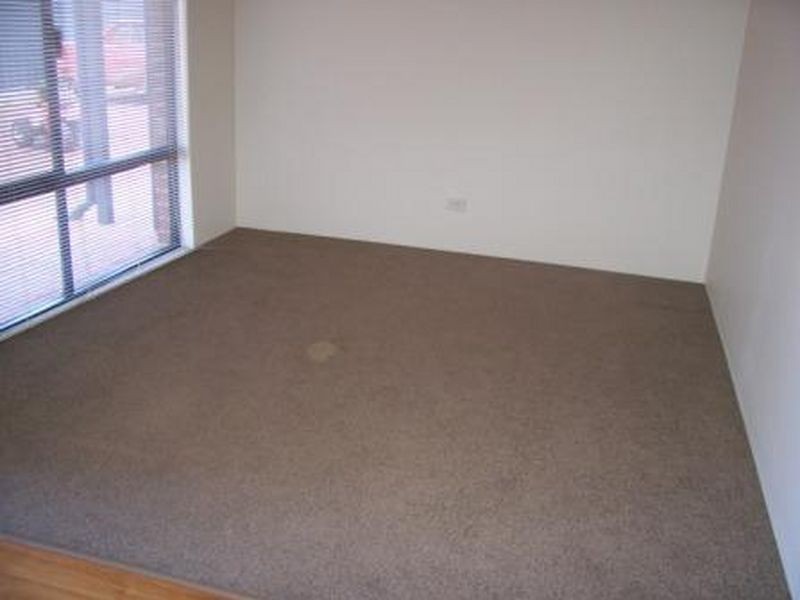 4B Bright St, Carey Park WA 6230