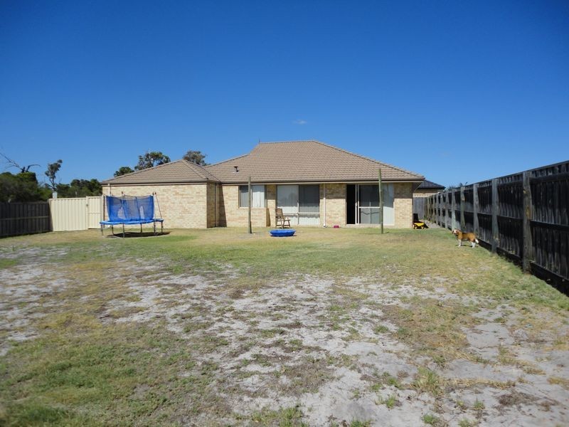 110 Braidwood Drive, Australind WA 6233