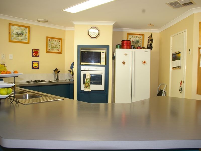 107 Leschenault Parade, Australind WA 6233