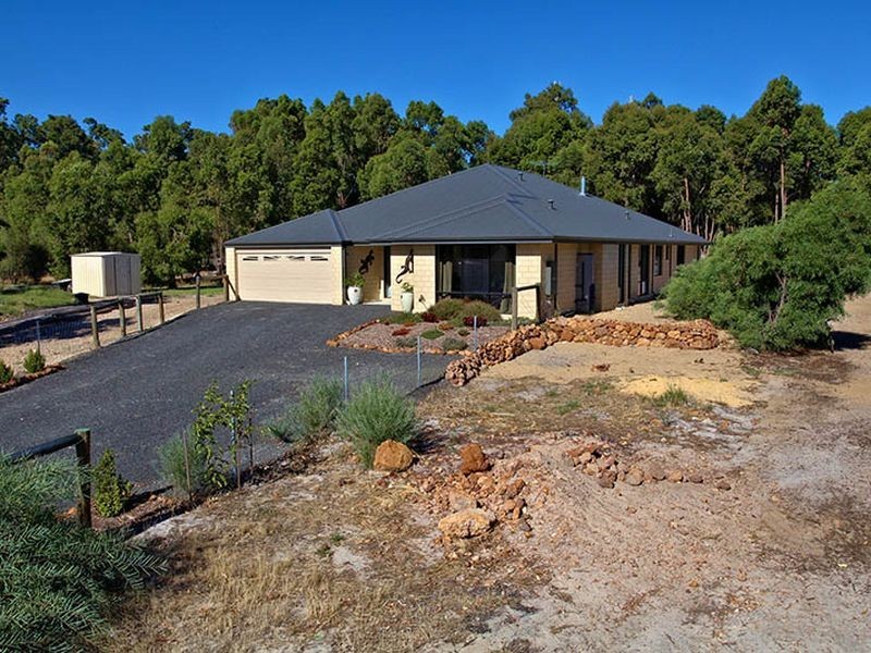 18 Duce Drive, Boyanup WA 6237