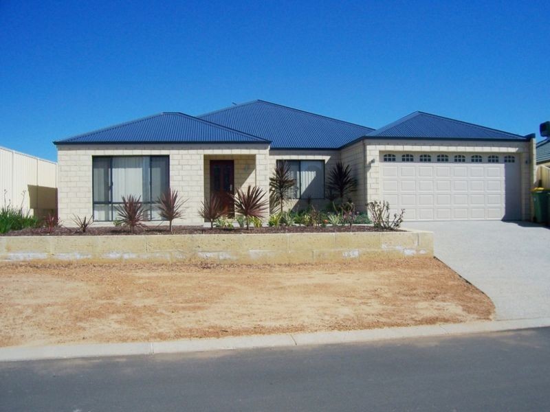 16 Romney Way, Eaton WA 6232