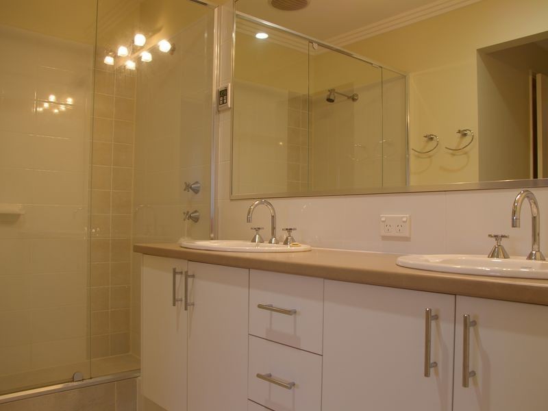 5 Eva Fairway, Dalyellup WA 6230