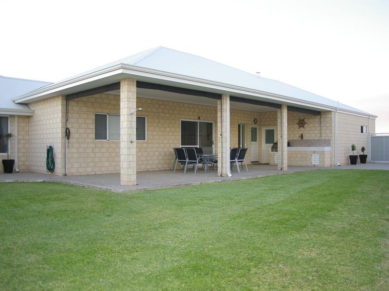 5 Eva Fairway, Dalyellup WA 6230