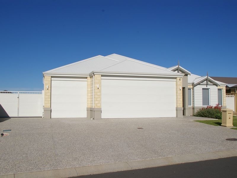 5 Eva Fairway, Dalyellup WA 6230