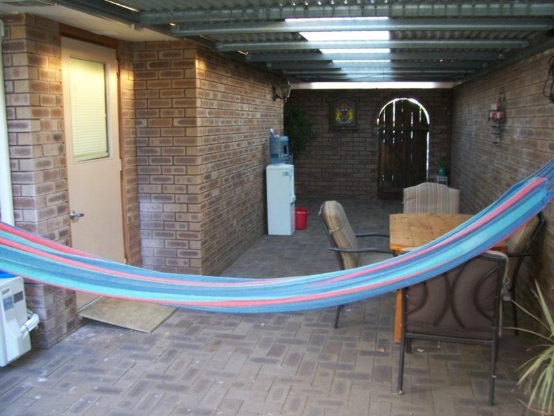 2/8 Ashrose Drive, Withers WA 6230