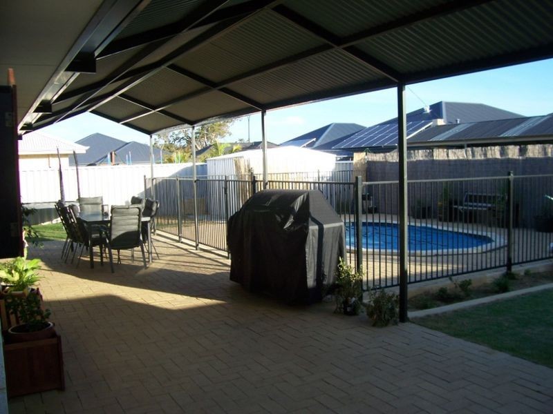 5 Mooralup turn, Dalyellup WA 6230