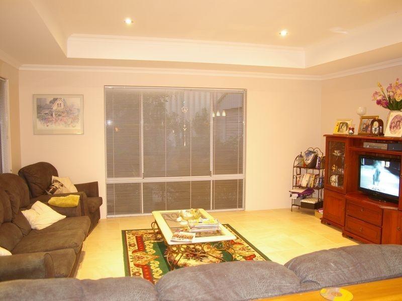 27 Nicolay Approach, Dalyellup WA 6230