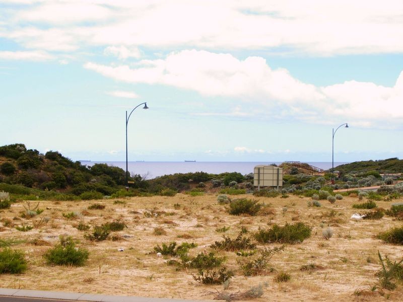 15 Eva Fairway, Dalyellup WA 6230