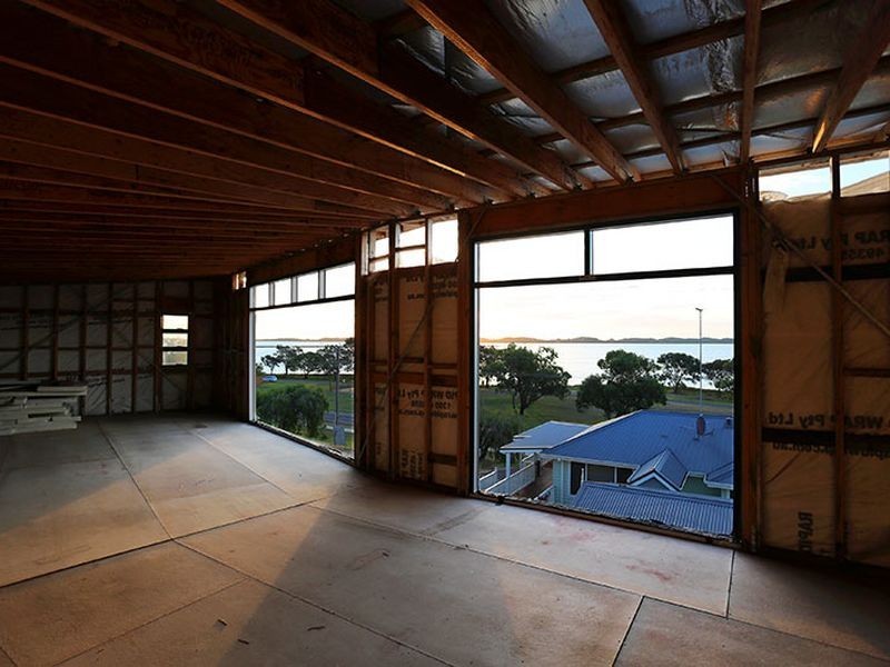 2/215 Old Coast road, Australind WA 6233