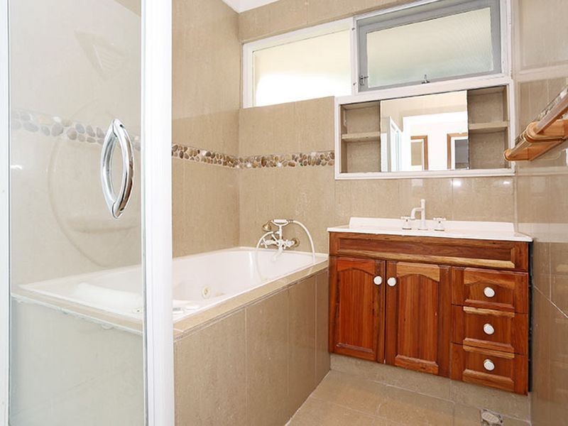 40 Hakea Crescent, South Bunbury WA 6230