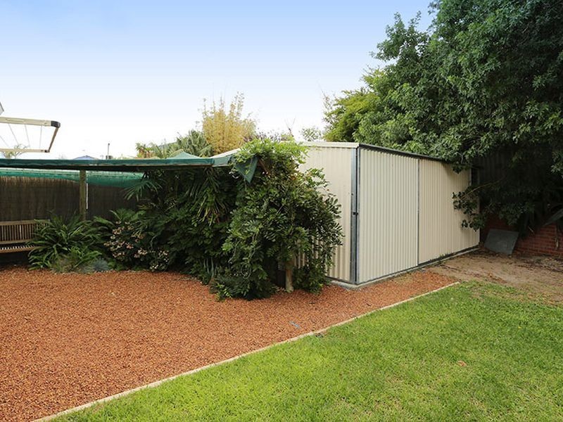 40 Hakea Crescent, South Bunbury WA 6230