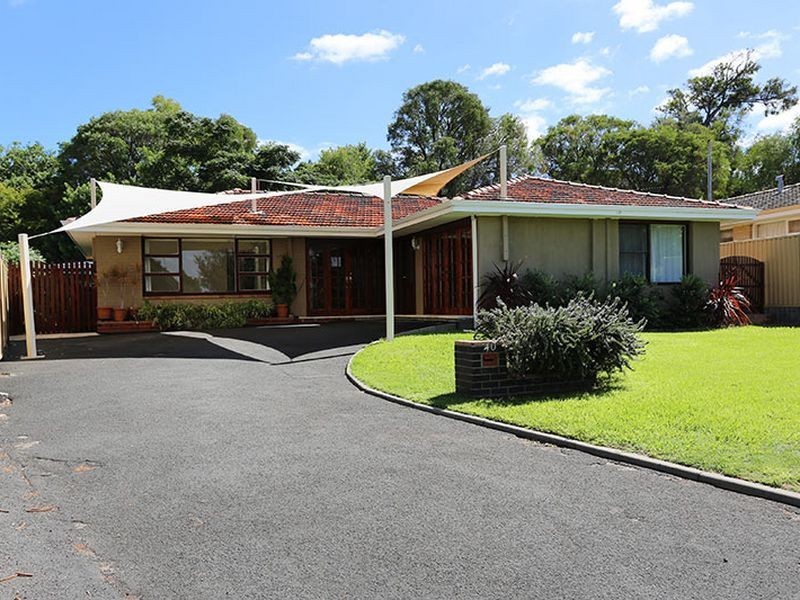 40 Hakea Crescent, South Bunbury WA 6230