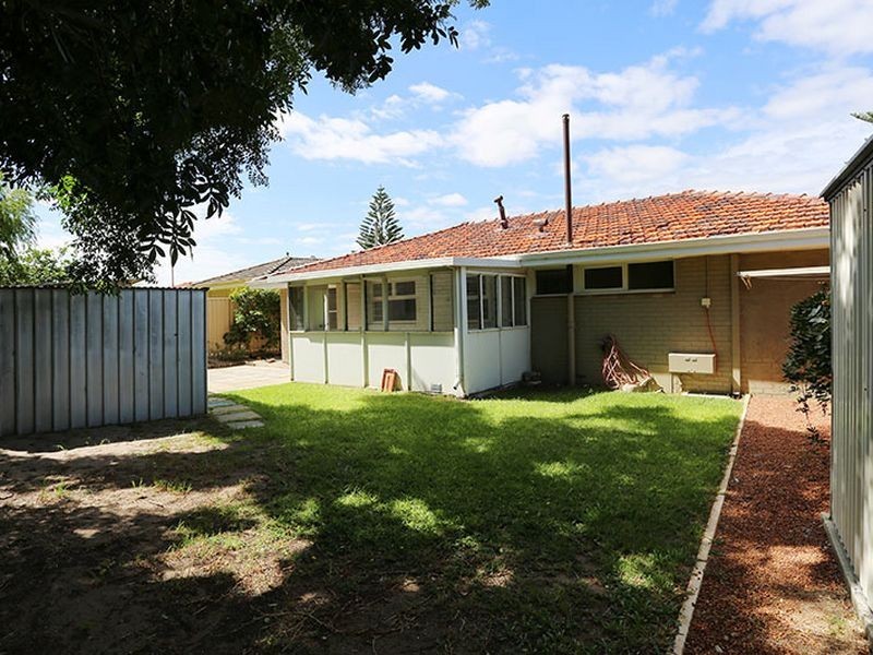 40 Hakea Crescent, South Bunbury WA 6230