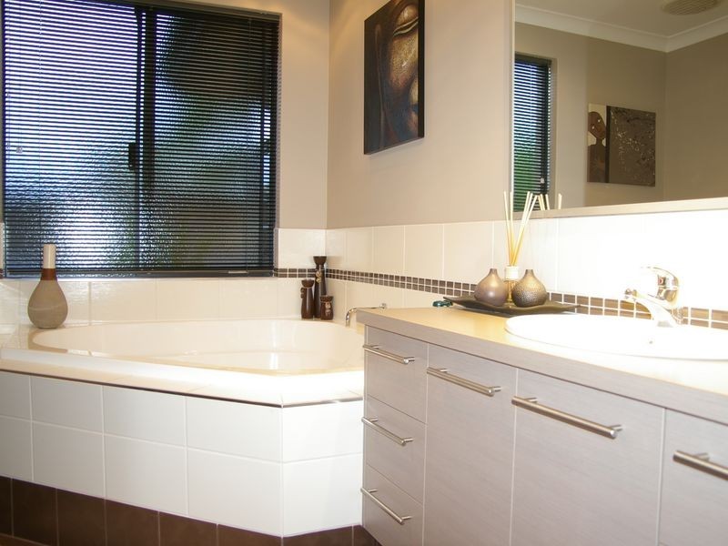 19 Longbow Approach, Dalyellup WA 6230