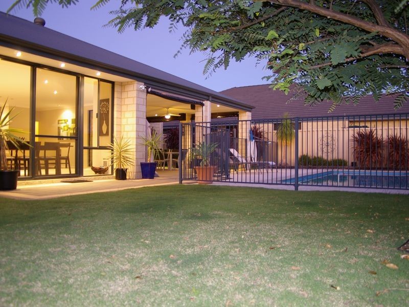 19 Longbow Approach, Dalyellup WA 6230