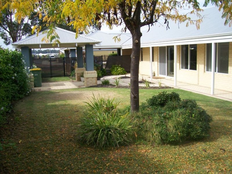 132 Dalyellup Boulevard, Dalyellup WA 6230