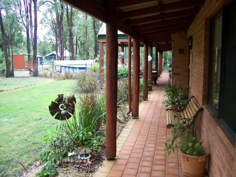 9 Page Retreat, Boyanup WA 6237