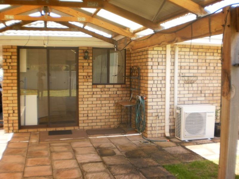 6 Murray Drive, Withers WA 6230