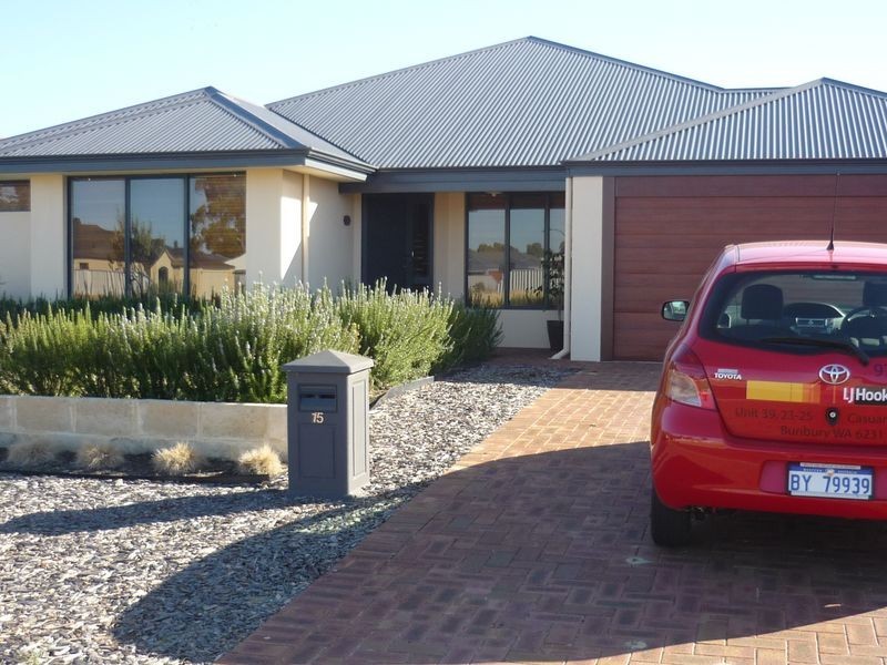 15 Murtin Road, Dalyellup WA 6230
