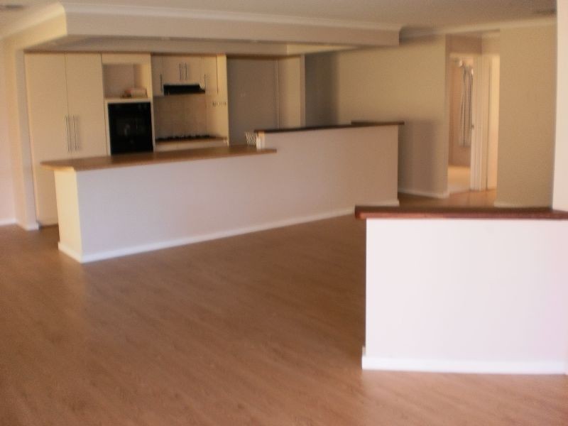 9 Koroden Street, Dalyellup WA 6230