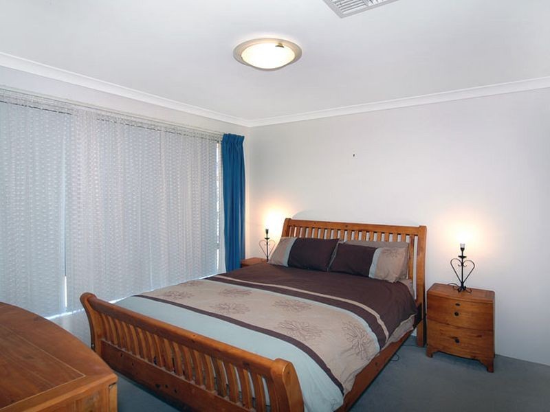 33 Burleigh Drive, Australind WA 6233