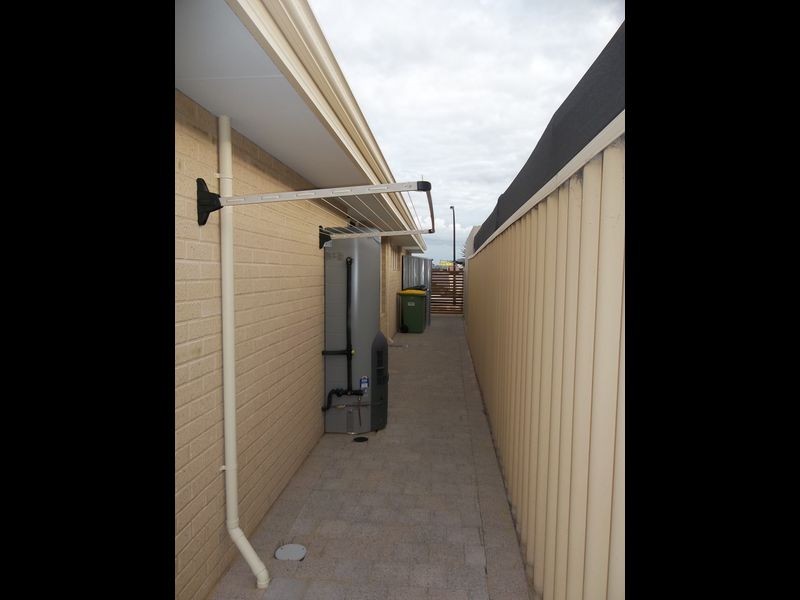 21 Murtin Road, Dalyellup WA 6230