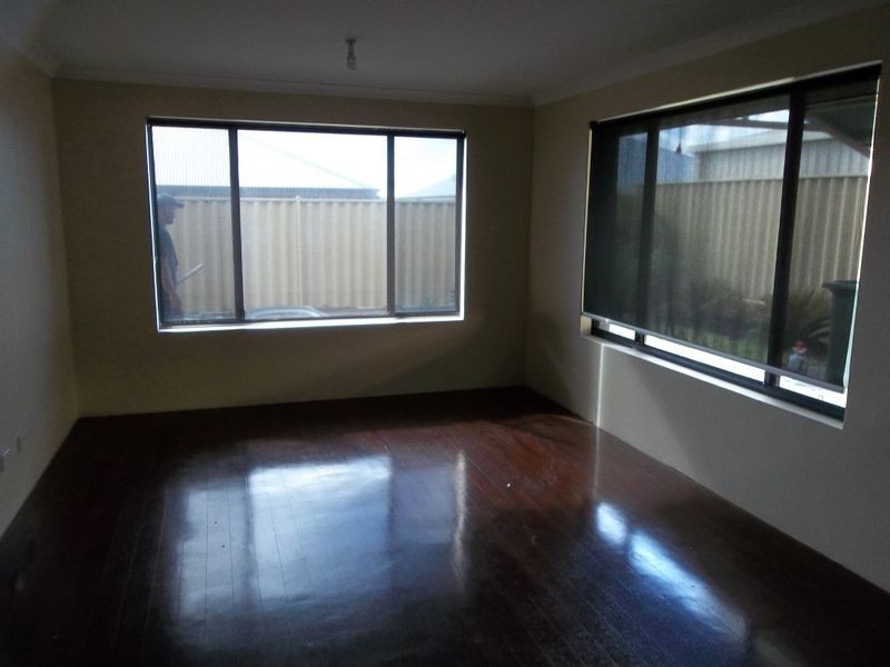 5 Dravite Way, Dalyellup WA 6230