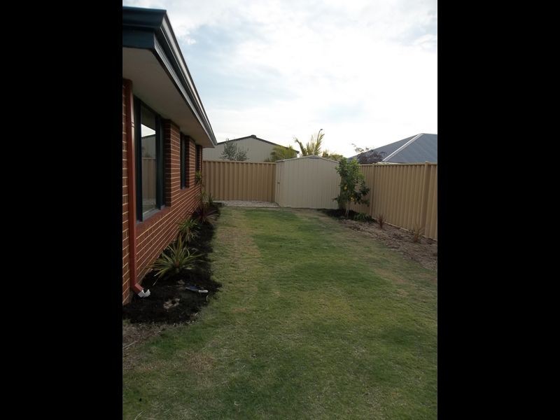 5 Dravite Way, Dalyellup WA 6230