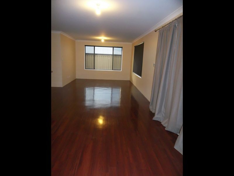 5 Dravite Way, Dalyellup WA 6230