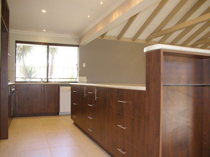 260 Norton Promenade, Dalyellup WA 6230