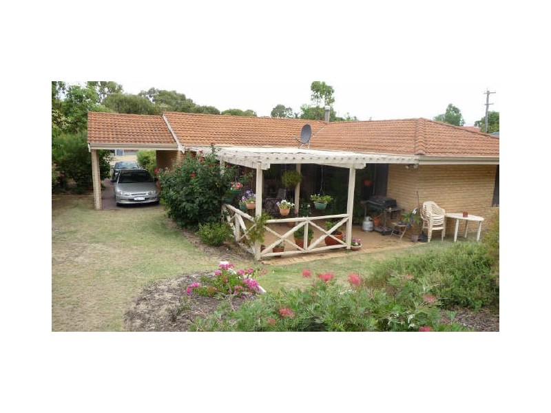 156 Lucy Victoria Ave, Australind WA 6233