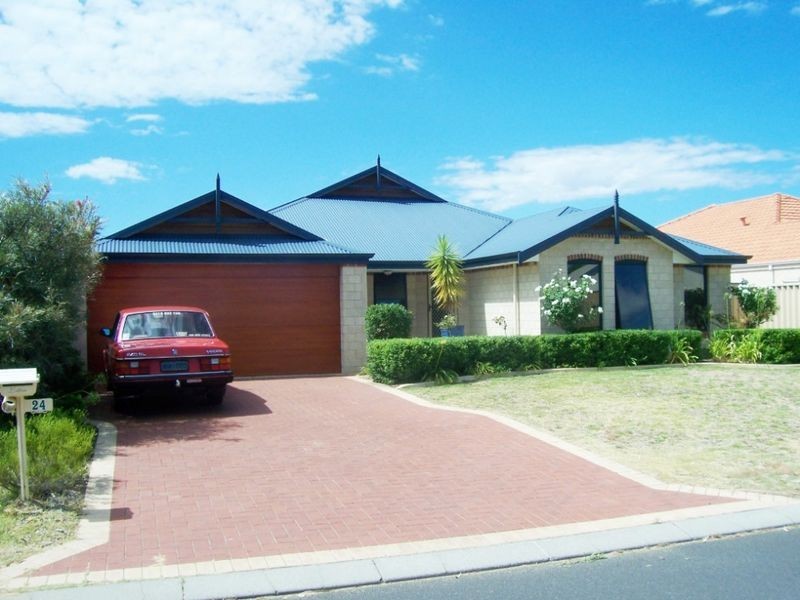 24 Possum Way, College Grove WA 6230