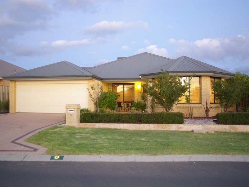 9 Melba Way, Dalyellup WA 6230