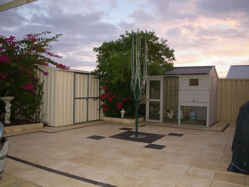 9 Melba Way, Dalyellup WA 6230