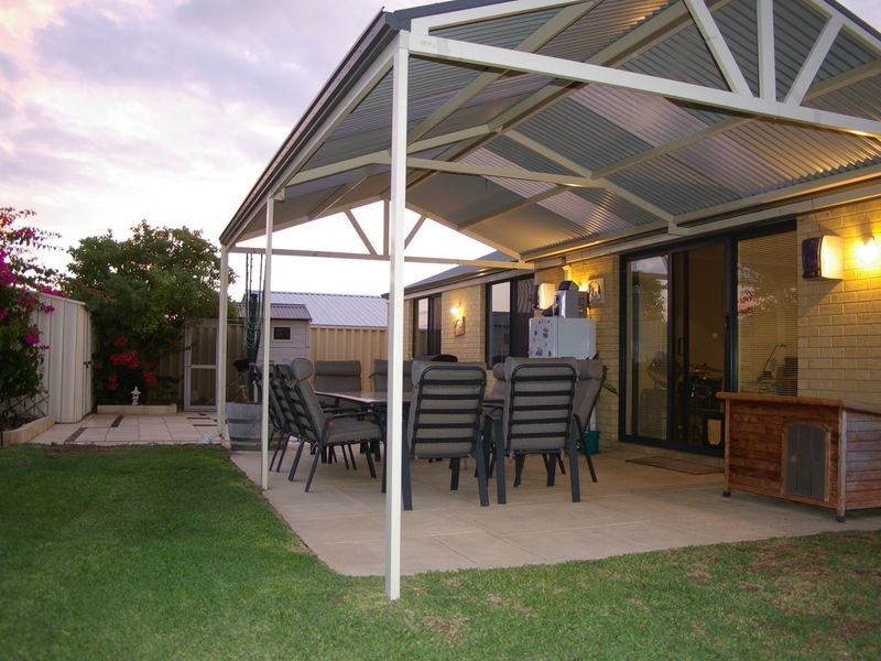 9 Melba Way, Dalyellup WA 6230