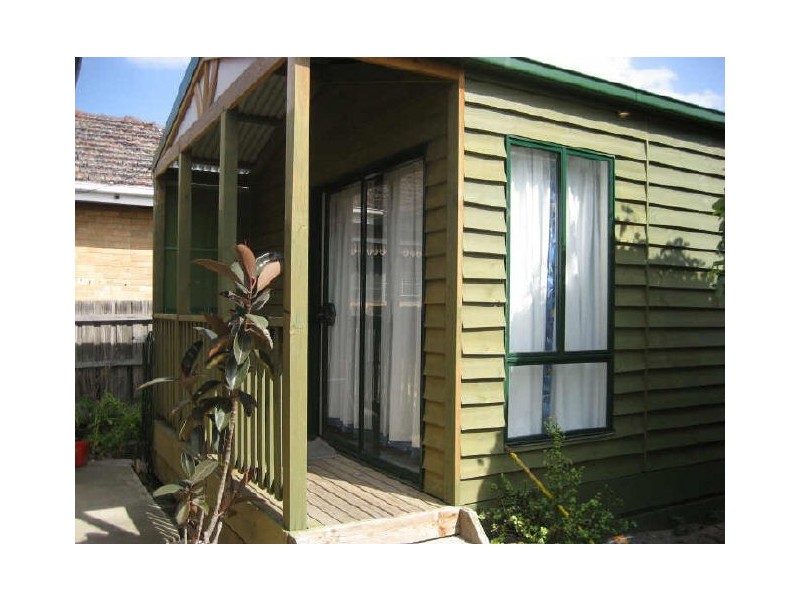 3A ALMOND STREET, Caulfield South VIC 3162