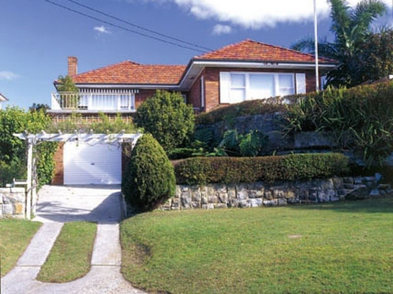 2 Moore Street, Clontarf NSW 2093