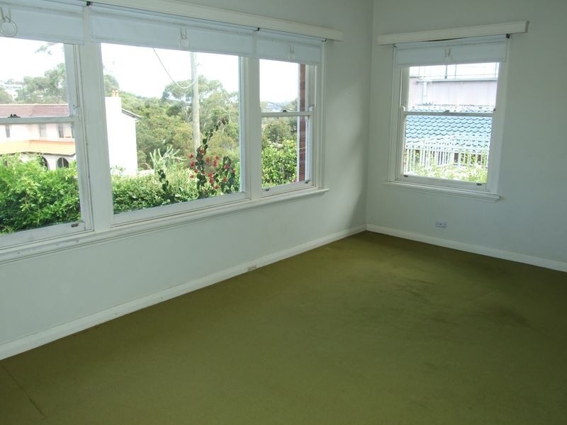 2 Moore Street, Clontarf NSW 2093