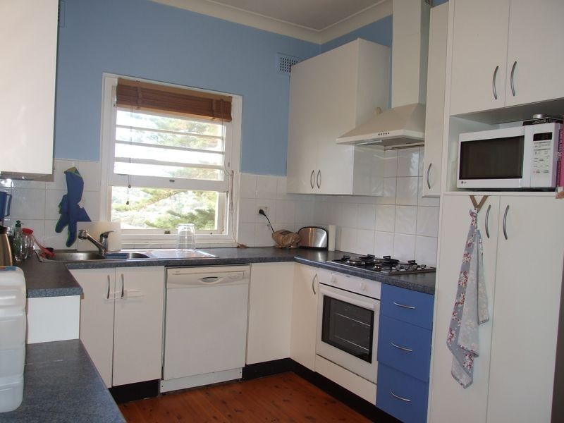 33 Edgecliffe Esplanade, Seaforth NSW 2092