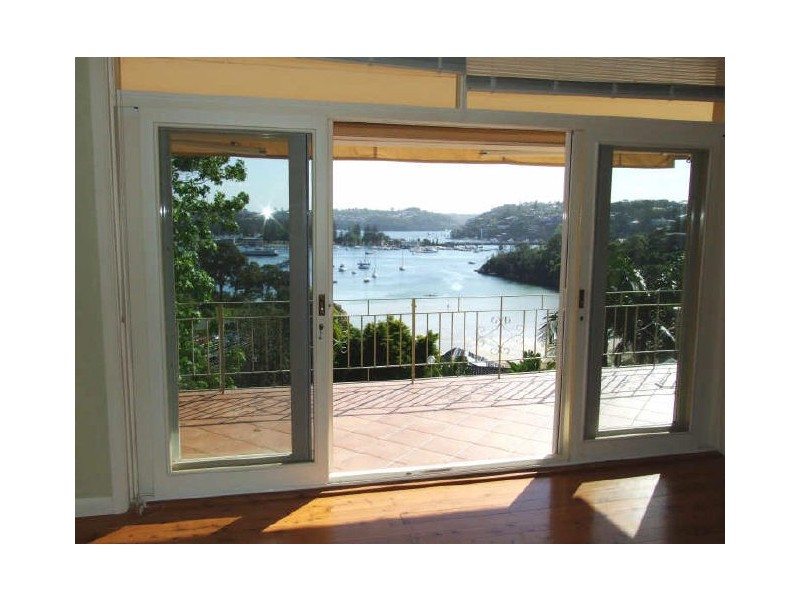 33 Peronne Avenue, Clontarf NSW 2093