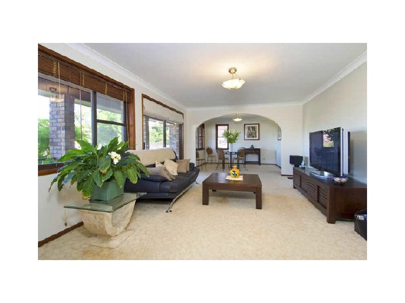 33 Peacock Street, Seaforth NSW 2092