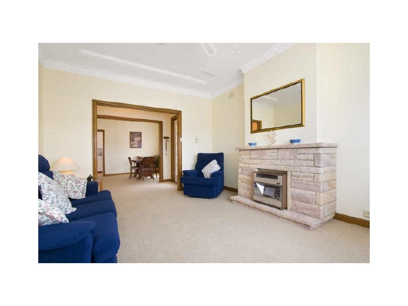 39 Peacock Street, Seaforth NSW 2092