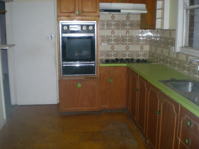 32 Deakin Street, Forestville NSW 2087