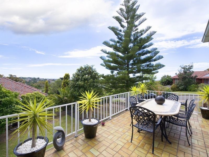 42 Peacock Street, Seaforth NSW 2092