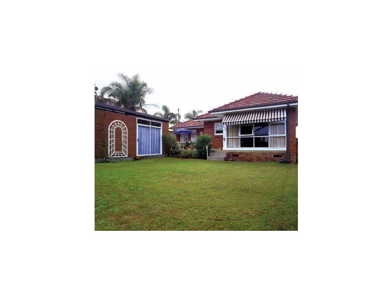 2 Moore Street, Clontarf NSW 2093