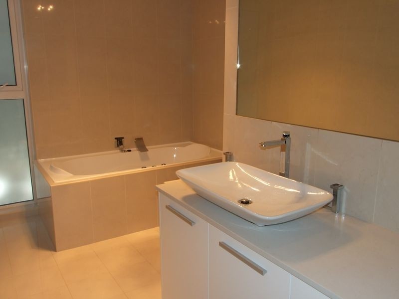 2 Old Sydney Road, Seaforth NSW 2092