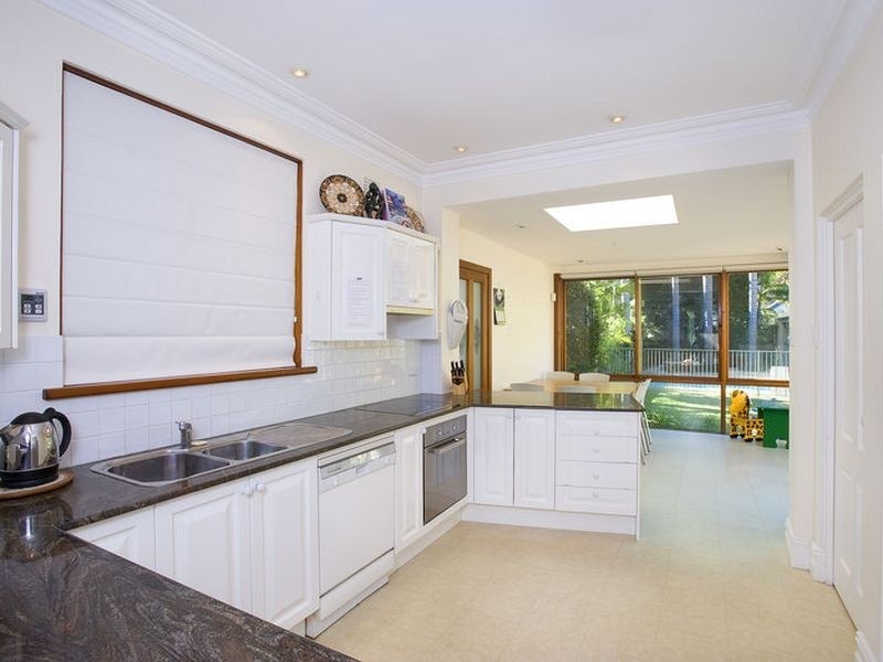 14 Monash Crescent, Clontarf NSW 2093