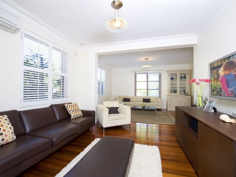 14 Monash Crescent, Clontarf NSW 2093
